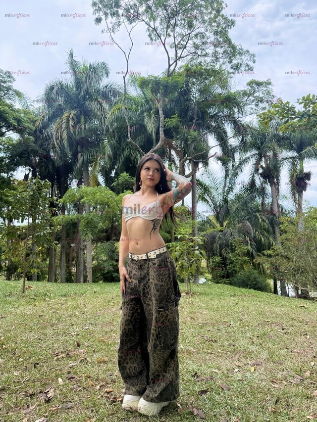 FOTOS DE JANIN MUÑEQUITA EXCLUSIVA CON SENOS PEQUEÑOS DISPONIBLE PARA TI