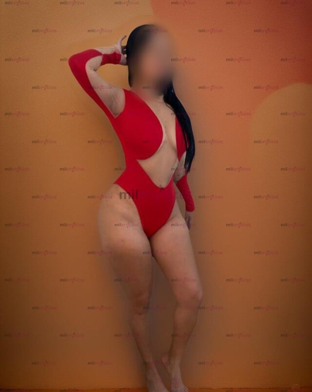 FOTOS DE HERMOSAS CHICAS DE 18 19,20,21 AÑOS BIEN PRESENTADAS ELEGANTES