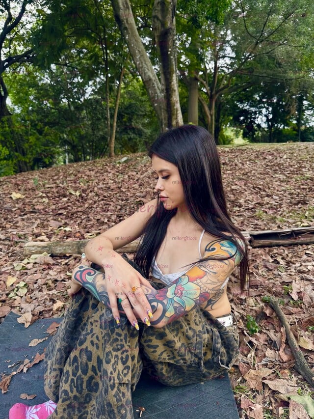 FOTOS DE JANIN MUÑEQUITA EXCLUSIVA CON SENOS PEQUEÑOS DISPONIBLE PARA TI