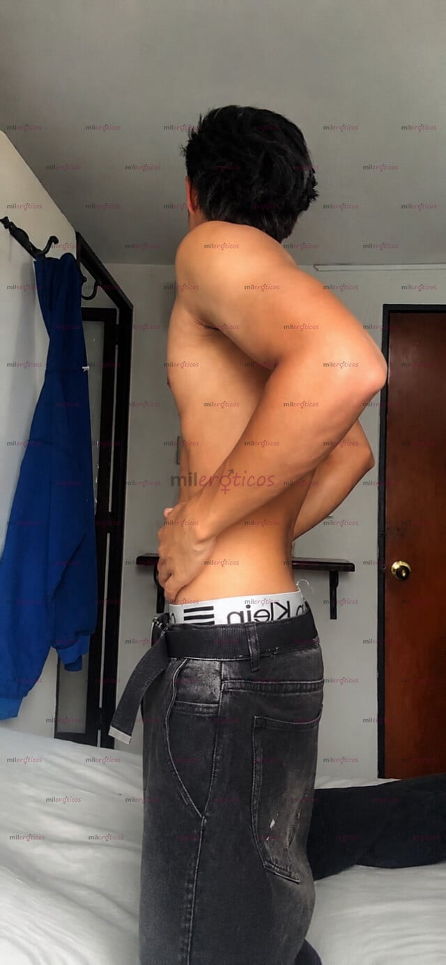 FOTOS DE TONY HOT, POLLO 19 AÑOS VERSÁTIL SÚPER CALIENTE DISPUESTO A OFRECERTE PLACER