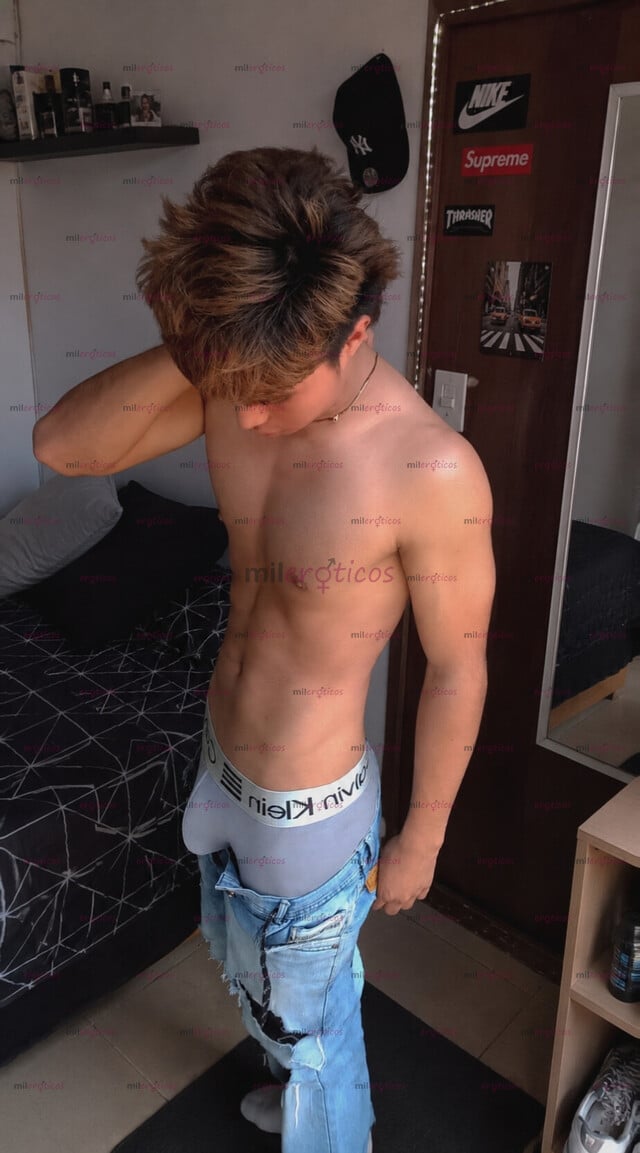 FOTOS DE TONY HOT, POLLO 19 AÑOS VERSÁTIL SÚPER CALIENTE DISPUESTO A OFRECERTE PLACER