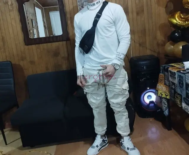 Masajista erotico y acompanante sexual en santiago dispuesto a complacerme tus necesidades y deseos sexuales fantasias y mucho mas masajes eroticos es...