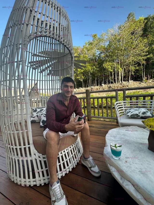 FOTOS DE SI TE GUSTA EL VOYEURISMO O SIMPLEMENTE QUIERES UNA VIDEOLLAMADA ESCRIBEME