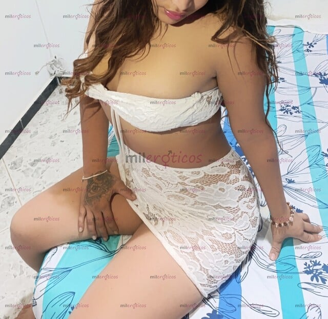 FOTOS DE NUEVA SOFIA HERMOSA CABELLERA RUBIA, SIMPÁTICA Y EXQUISITA