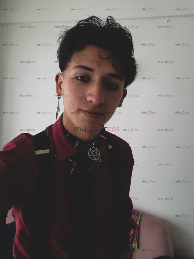 FOTOS DE CHICO DOMINANTE Y SUMISO DEPENDE DE LO QUE QUIERAS, BUENO EN DAR MASAJES