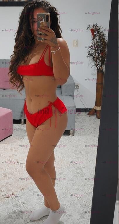 FOTOS DE NUEVA SOFIA HERMOSA CABELLERA RUBIA, SIMPÁTICA Y EXQUISITA
