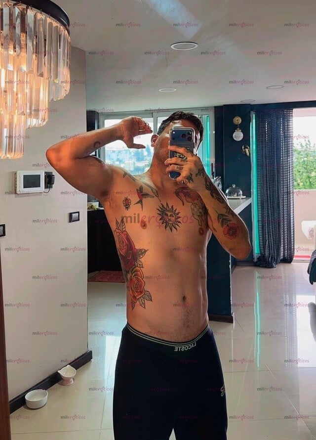 FOTOS DE HOLA SOY JULIAN MACHO VARONIL TATUADO NUEVO EN TU CUIDAD