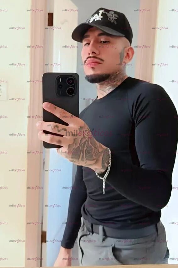 FOTOS DE SEXXY LATINIOO DE 23 CM DE VERGA DE VISITA SOY GIANNI DE DENVER CO . DISPONIBLE