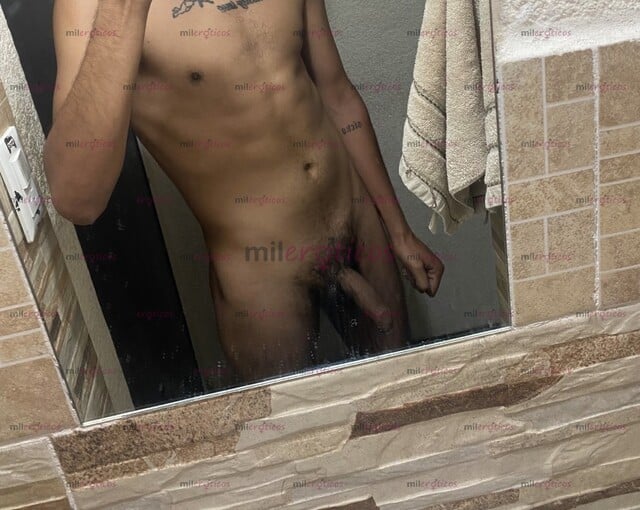 FOTOS DE FLACO DOTADO Y LECHOSO MORBOSO ESTÁ LISTO PARA DARTE VERGA NO BUSQUES MÁS