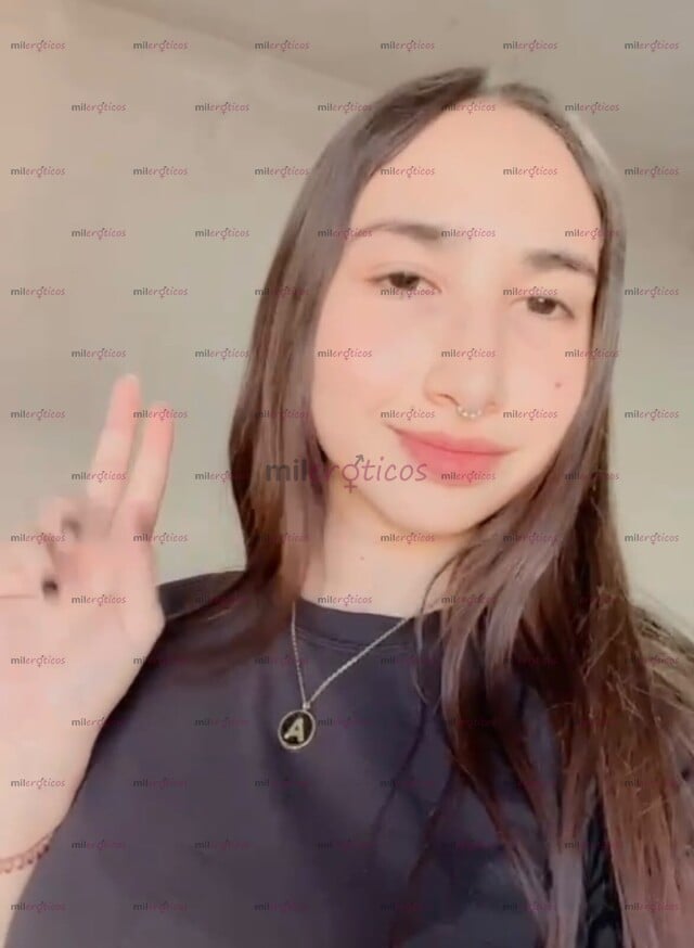 FOTOS DE SOY MARIANA TENGO 20 AÑOS Y TENGO SERVICIO Y CONTENIDO MUY RICOS PARA DARTE
