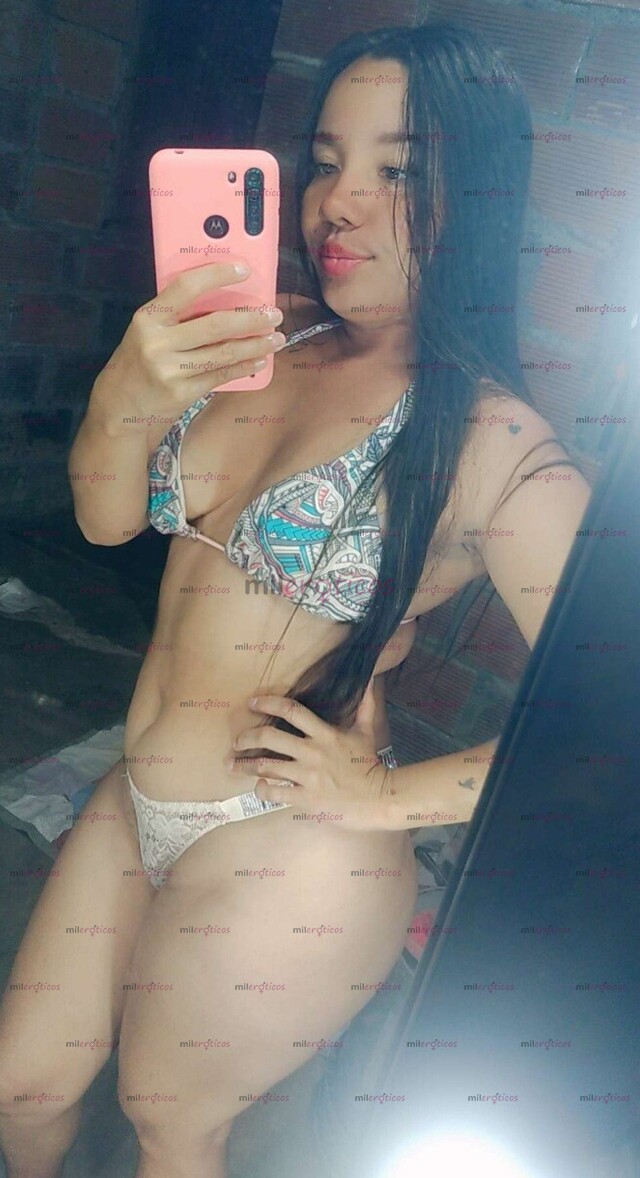 FOTOS DE SOY ESA TENTACIÓN QUE EMPIEZA CON UNA MIRADA Y TERMINA EN