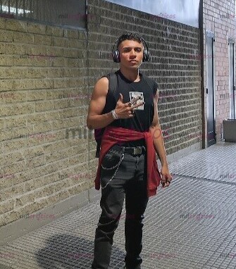 FOTOS DE ACTIVOFULLVERGÓN GRUESA Y BIEN DURA. MASCULINO AMIGABLE
