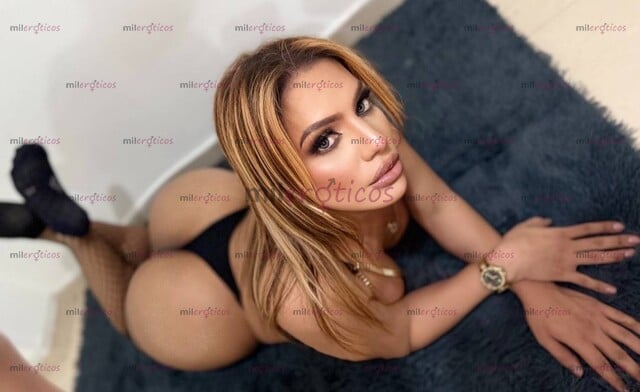 FOTOS DE EXPERTA EN PRINCIPIANTES. LA DIOSA DE LA GARGANTA PROFUNDA. Y LECHERA