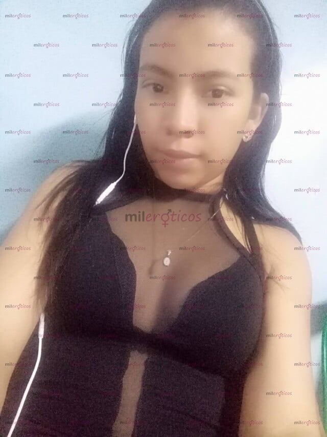 FOTOS DE HOLA SOY MÍA NENA MUY CALIENTE Y ATRACTIVA PEQUEÑA PERO TRAVIESA