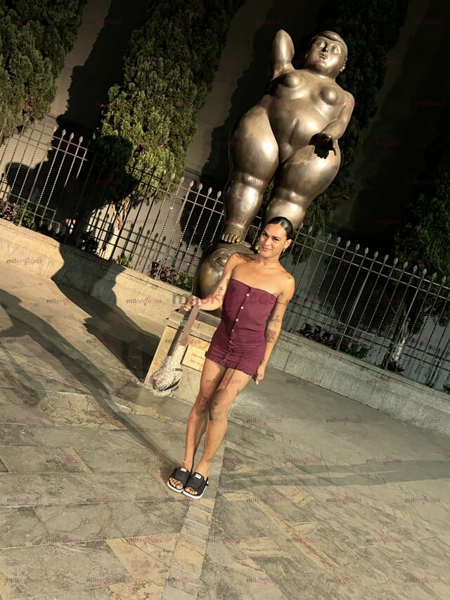 FOTOS DE HOLA ME LLAMO SHAIRA SOY MUY CACHONDA Y NINFOMANA ESPERO CUMPLIRTE EL DESEO QU