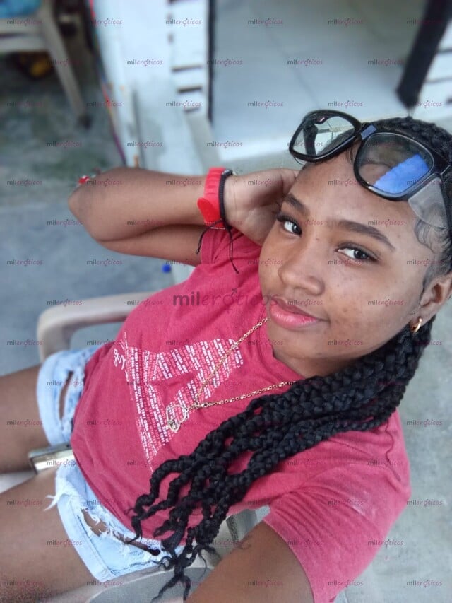 FOTOS DE SOY UNA NEGRA CALIENTE Y CULONA CON GANAS DE CULIAR