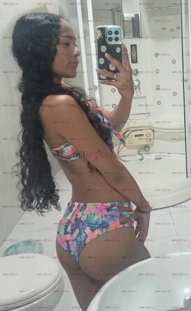 FOTOS DE UNA FLACA CON GANAS DE SATISFACERTE VEN Y DISFRUTEMOS DE UN RATO AGRADABLE