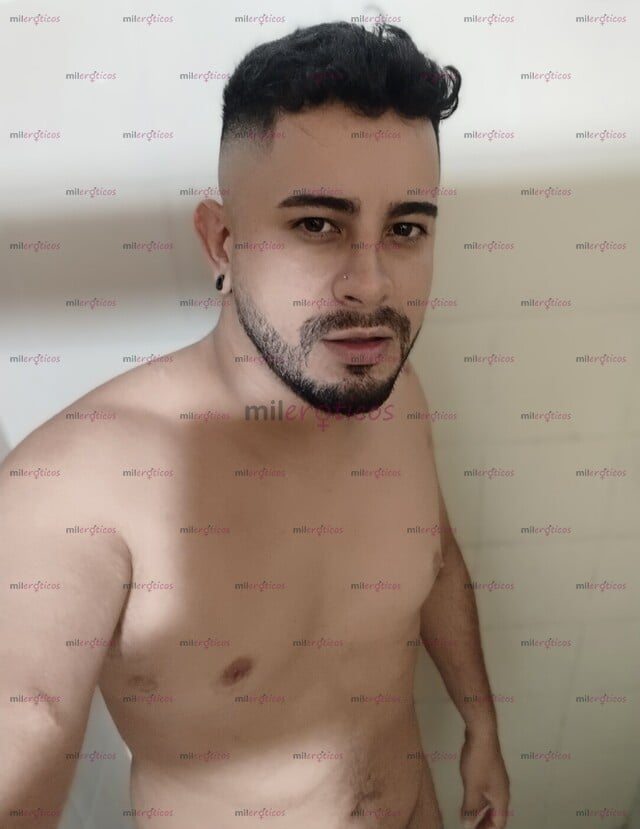 FOTOS DE CABALLERO DISPUESTO A CUMPLIR TUS DESEOS