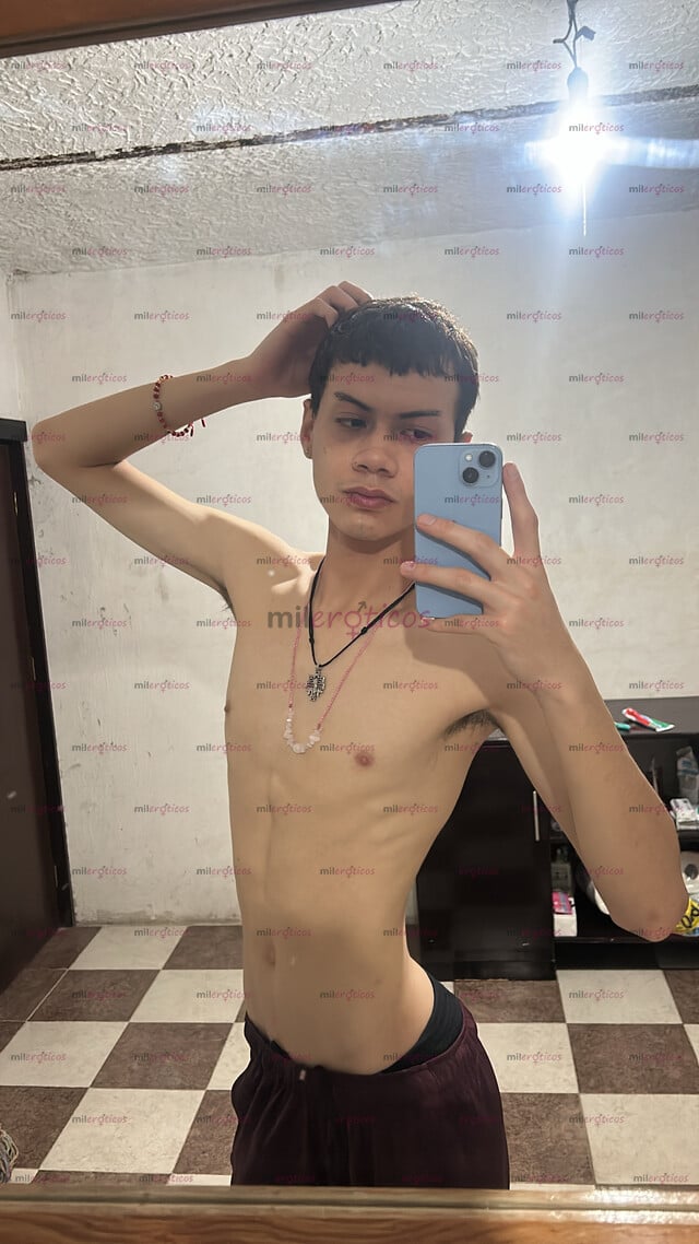FOTOS DE CHICO ALTO DELGADO SEXO A TU GUSTO MUCHO PLACER