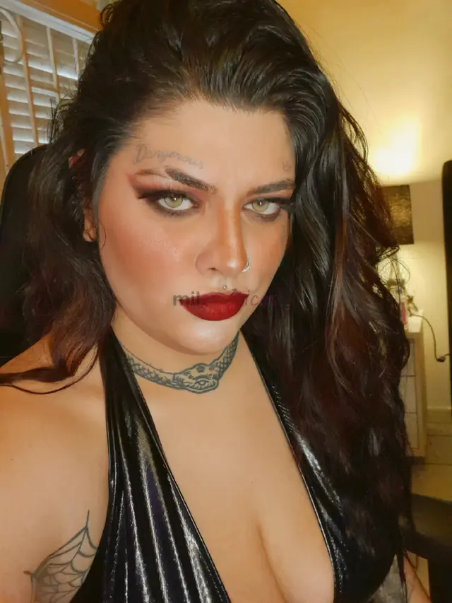 Estou disponivel para atender durante o dia todo e a tarde toda entre as 9 h as 19 h pode me chamarfaco tudinho e sou sua submissa realizo todos e qua...