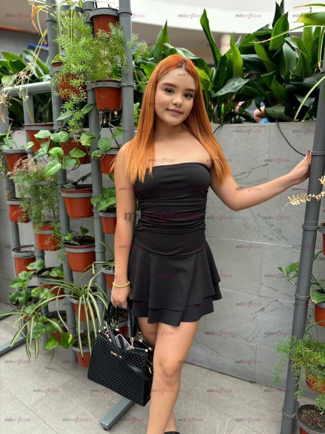 FOTOS DE SOY KENDRA DE 18 AÑITOS, UNA NIÑA SÚPER ALEGRE , SÚPER CARIÑOSA ,Y OLIENDO RICO