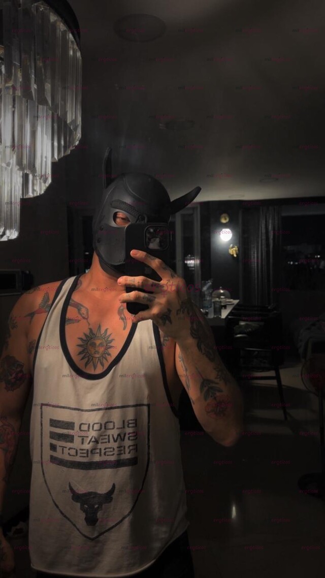 FOTOS DE HOLA SOY JULIAN MACHO VARONIL TATUADO NUEVO EN TU CUIDAD