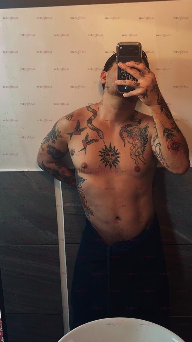 FOTOS DE HOLA SOY JULIAN MACHO VARONIL TATUADO NUEVO EN TU CUIDAD