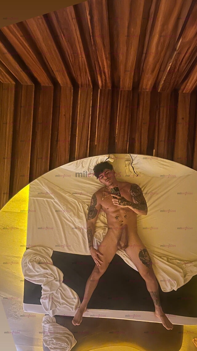 FOTOS DE CUBANO NUEVO EN LA CIUDAD CON GANAS DE HACER DE TODO EN LA CAMA SOY BIEN CALIENT