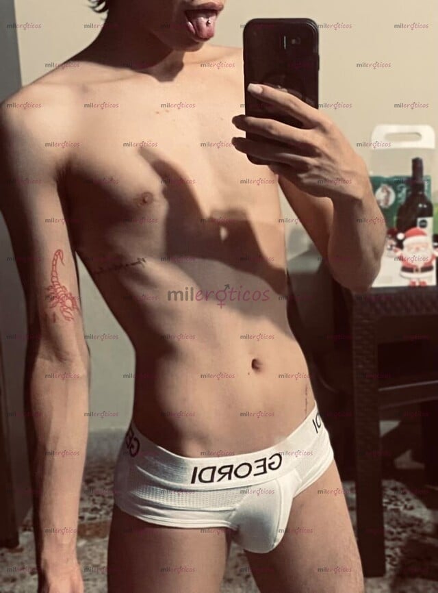 FOTOS DE CHICO JOVEN, DULCE, SEXI Y TIERNO DISPUESTO A PASARLA BIEN !