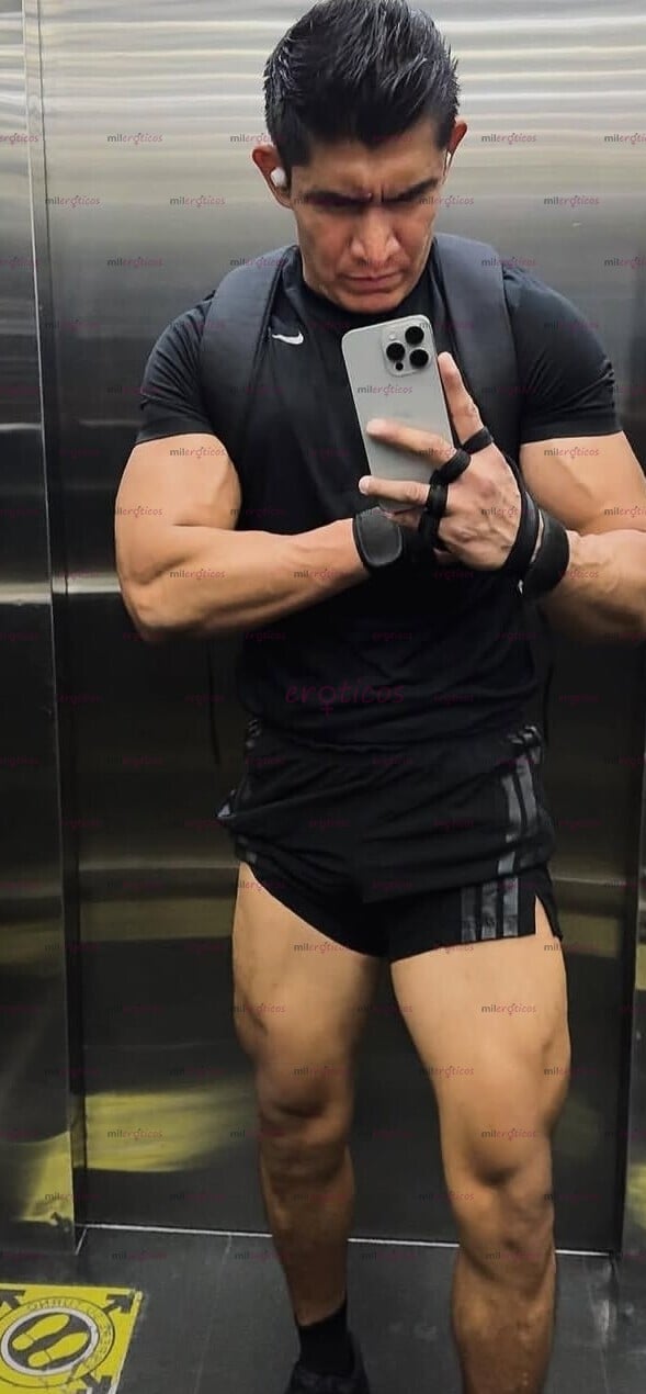 FOTOS DE VENTA DE CONTENIDO O VIDEO LLAMADAS ESCORT GAY ATLÉTICO VERGON LECHERO
