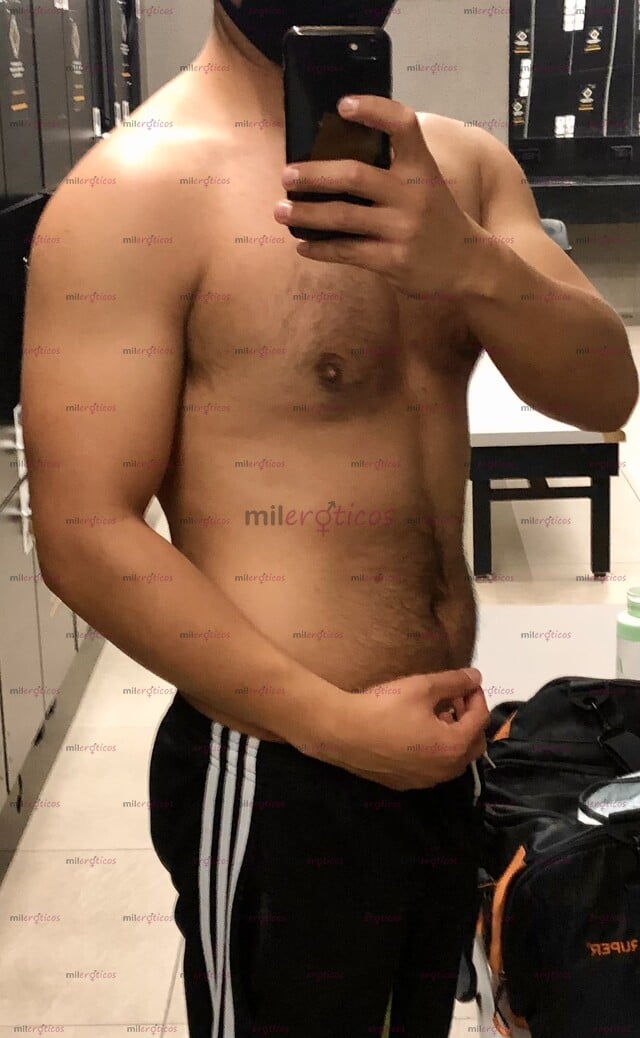FOTOS DE BI DE BUENA VERGA Y CULO LISTO PARA COMPLACERTE