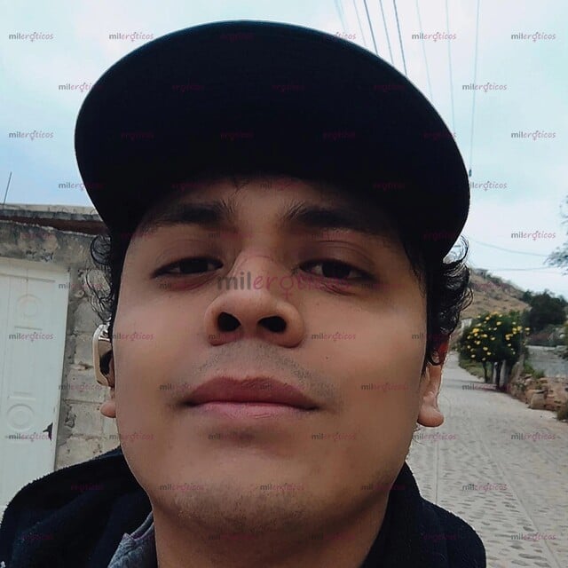 FOTOS DE ACT DOM ESPERANDO A PUTITOS SUMISOS QUE QUIERAN SER HUMILLADOS Y UTILIZADOS