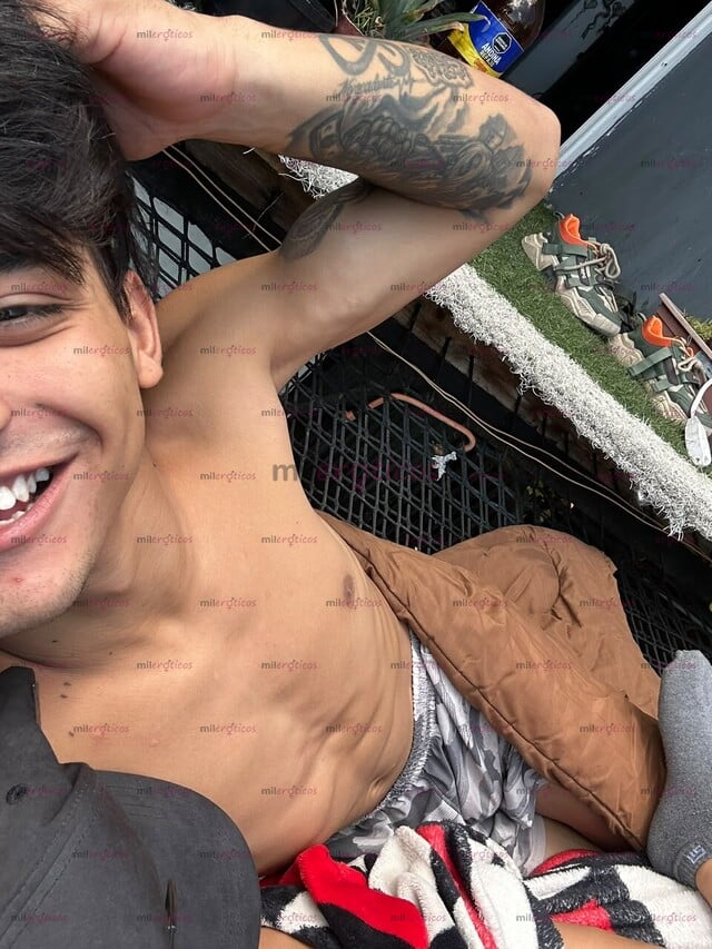 FOTOS DE PAISA PROVOCATIVO 21 AÑOS HETERO FLACO RESERVADO