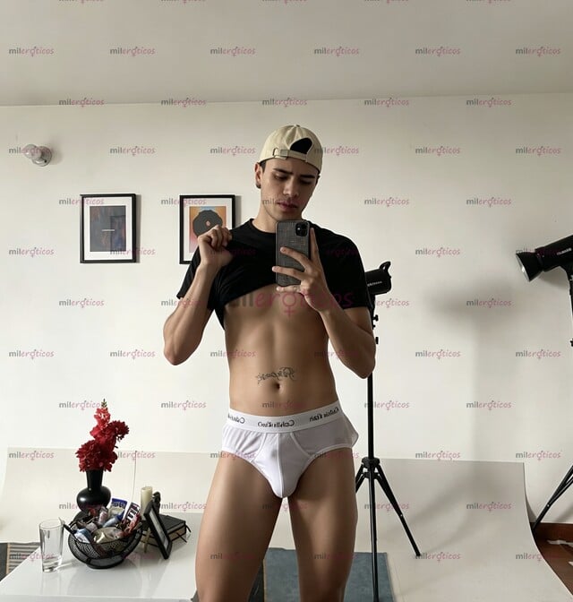 FOTOS DE CHICO JOVEN SERIO DISCRETO ,PASIVO TRAGON VIDEOLLAMADAS FETICHES FANTASIAS