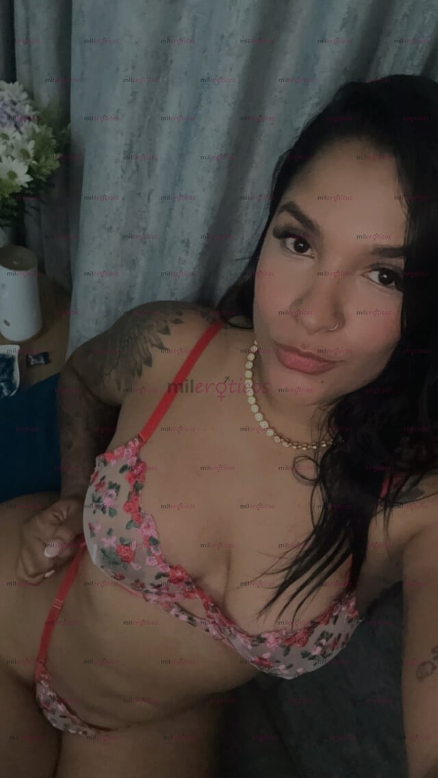 FOTOS DE EMMA MORENA VIP SEXY CON GRAN TRASERO FOGOSA