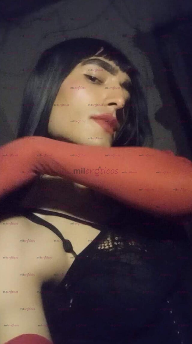 FOTOS DE LLENAME DE LECHE AMOR! COMPLACIENTE Y DISPUESTA A TODO