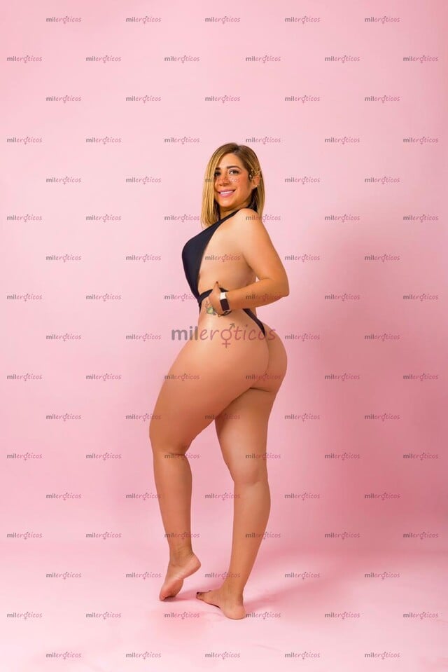 FOTOS DE BELLA DAMA, AMABLE, HERMOSA, CUERPO ATLÉTICO, Y SUPER HOT,