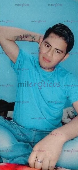 FOTOS DE JOVEN CACHONDO Y CALIENTE.. A TU DISPOSICION PARA DISFRUTAR