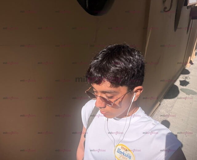 FOTOS DE ANGEL CHICO DE 22 AÑOS, FLACO Y ALTO LISTO PARA CUMPLIR TUS DESEOS Y FETICHES
