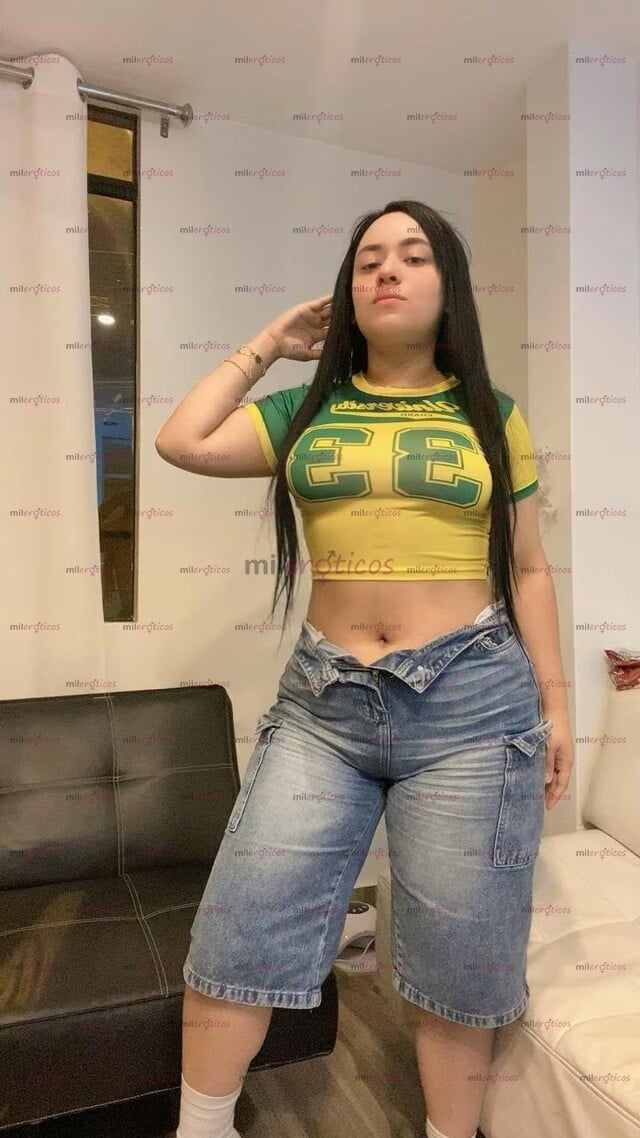 FOTOS DE ROMA UNA BOMBA SEXY CON GANAS DE MUCHO SEXO