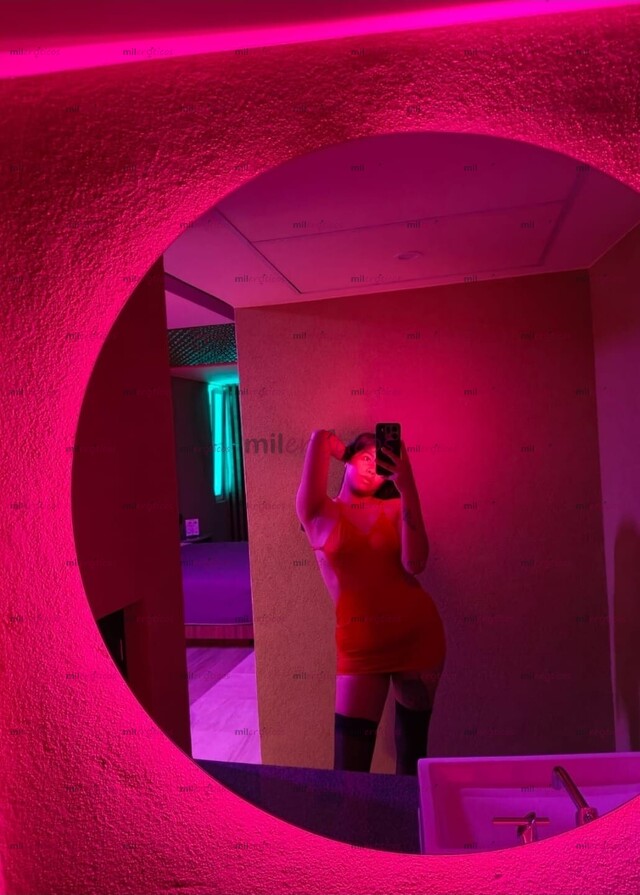 FOTOS DE HOLII, ME PRESENTO SOY LILY. SOY UNA CHICA MUY AGRADABLE, CON UN TRATO MUY RICO
