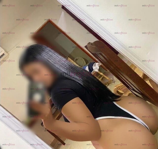 FOTOS DE SOY VAIOLETT, HERMOSA BOGOTANA DE HERMOSAS CURVAS MIRADA SEDUCTORA