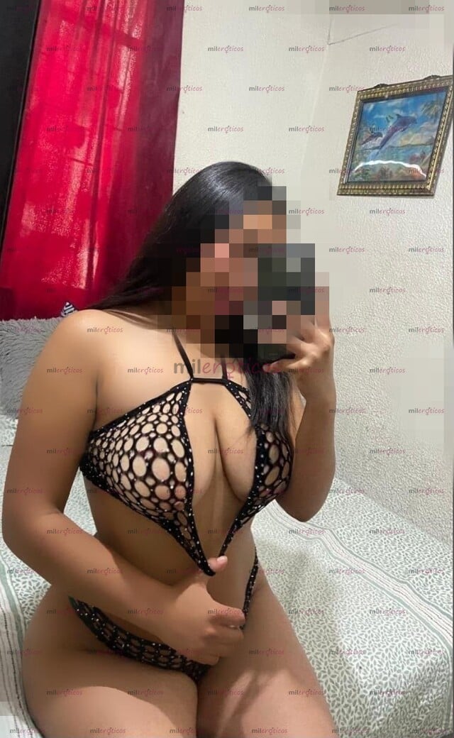 FOTOS DE SOY VAIOLETT, HERMOSA BOGOTANA DE HERMOSAS CURVAS MIRADA SEDUCTORA