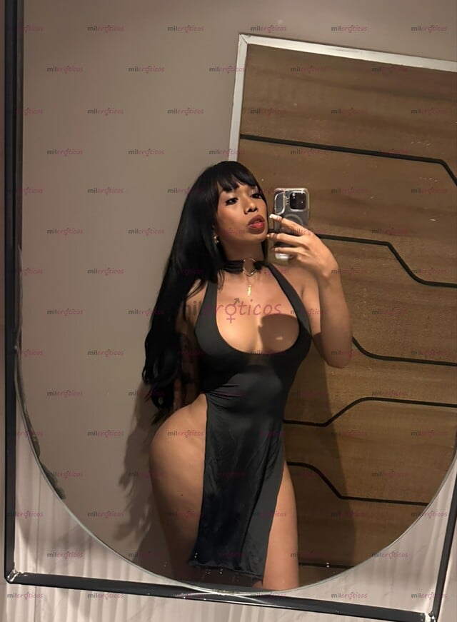 FOTOS DE MORENA MULATA PIEL DE CHOCOLATE ENCANTADORA SEDUCTORA Y DOMINANTE..,.....