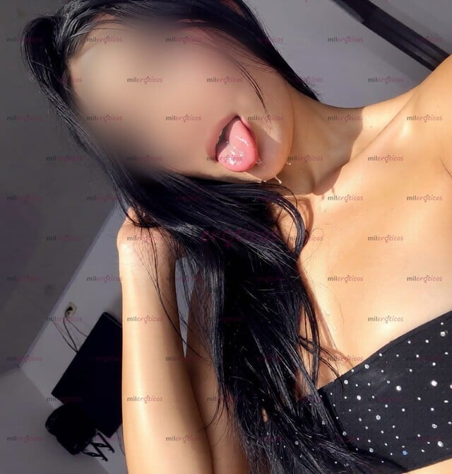 FOTOS DE HOLA CORAZÓN UN PLACER SALUDARTE. SOY UNA CHICA CARIÑOSA ATENTA COMPLACIENTE Y F