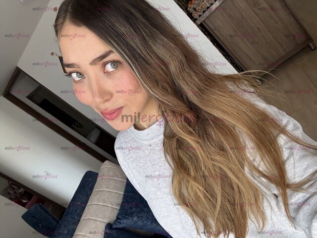 FOTOS DE ANGIE LINDA MONA NATURAL DISPUESTA A COMPLACERTE