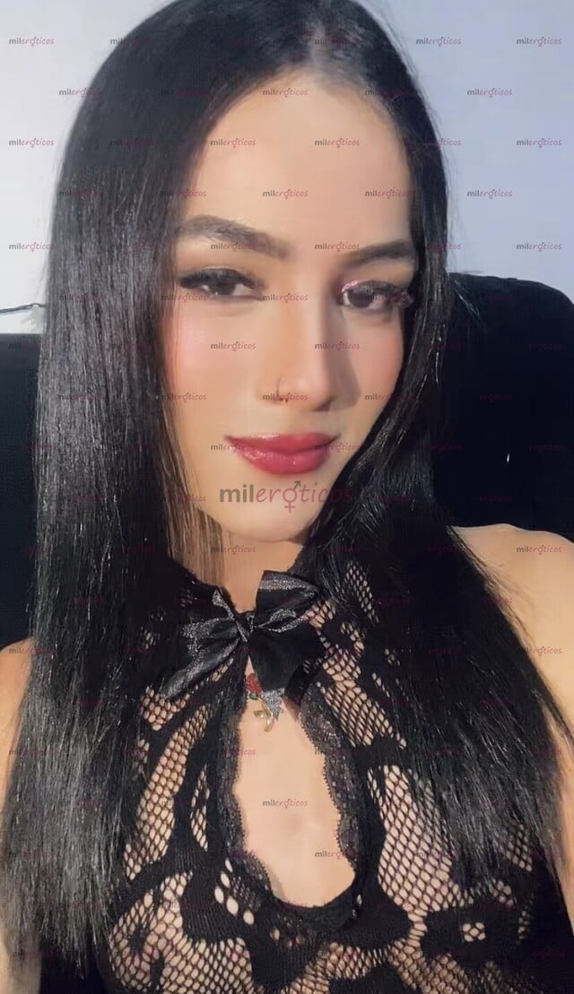 FOTOS DE TRANS FLACA HERMOSA, MORBOSA Y CALIENTE, MUY TRAGONA.