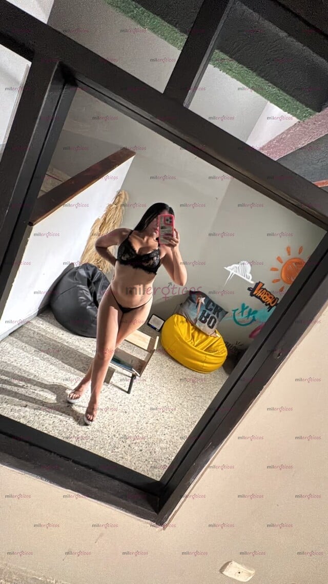 FOTOS DE BCA ENCANTADORA SCORTS CON CURVAS FLACA TALLADORA CON CURVAS CULONA