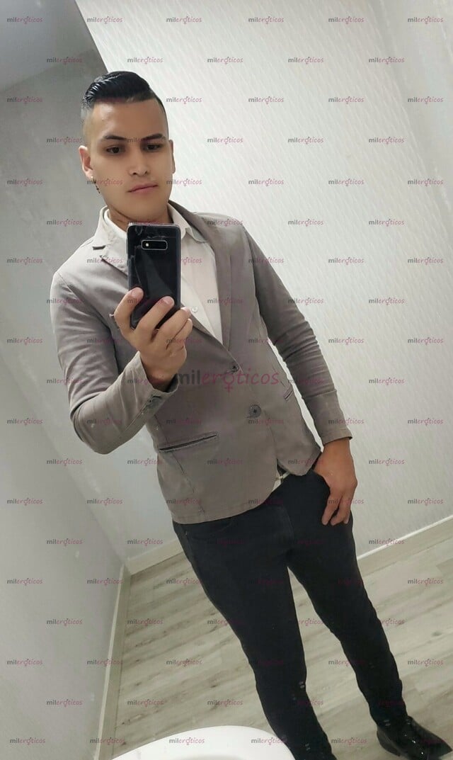 FOTOS DE HOLA MI NOMBRE ES ALAN TENGO 26 AÑOS OFRESCO MIS SERVICIOS