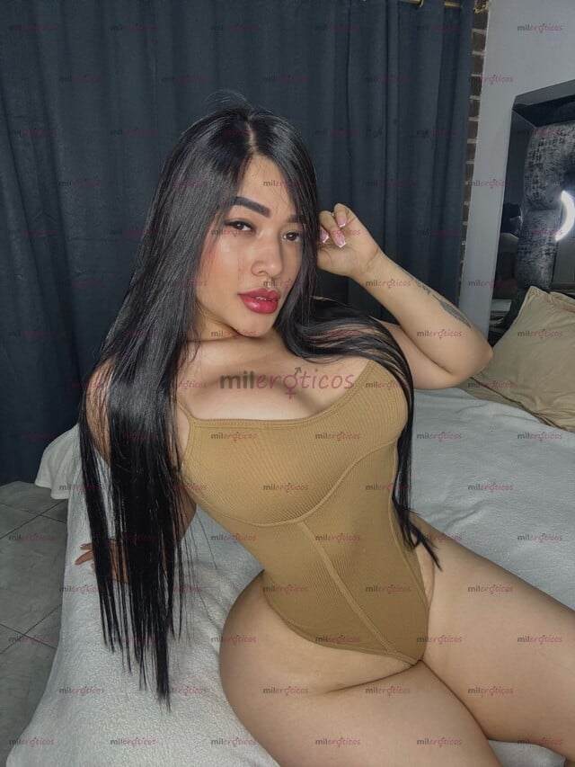 FOTOS DE EXÓTICA EXCLUSIVA VOLUPTUOSA BLANQUITA PELINEGRA